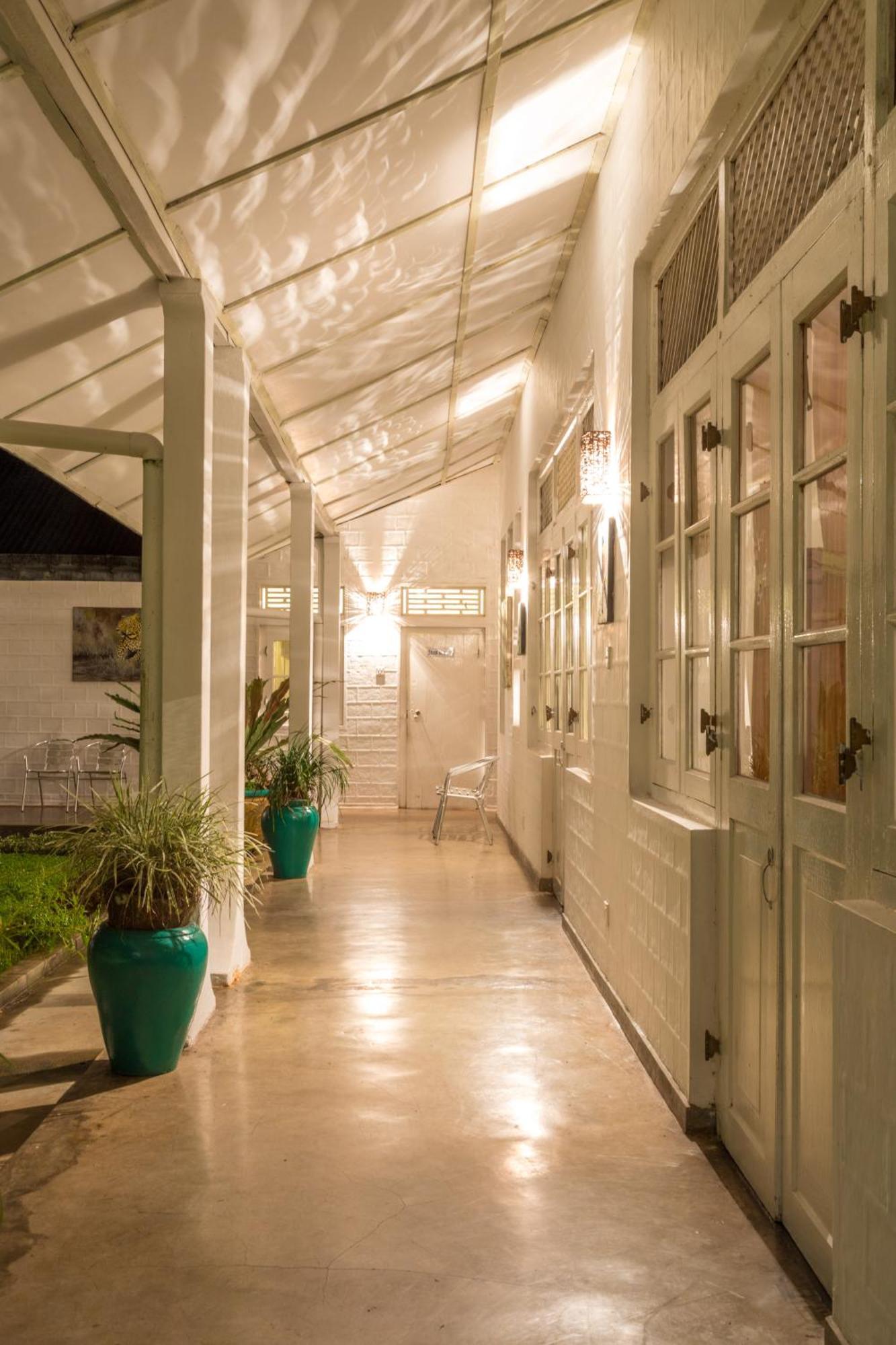 Udapola Bungalow By Lalan Leisure Deraniyagala المظهر الخارجي الصورة